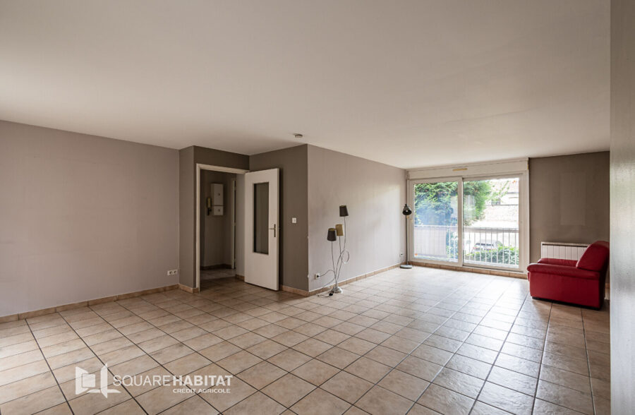 Cormontaigne – Isly: T3 traversant avec balcon et garage