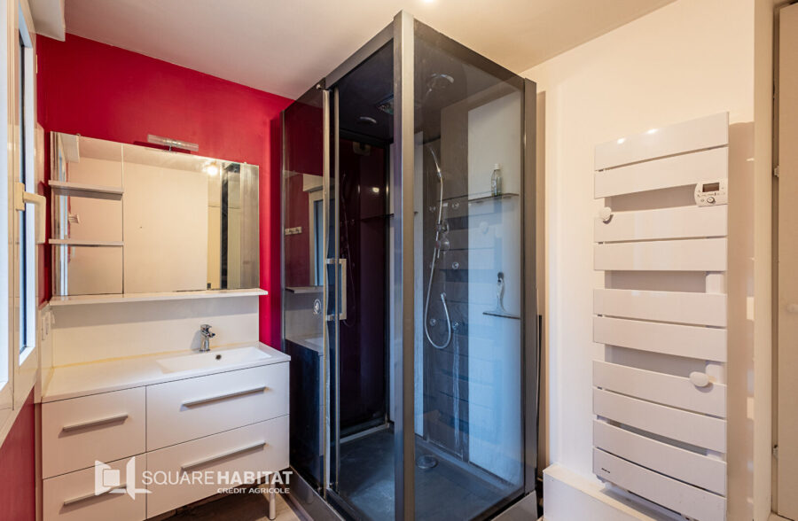 Cormontaigne – Isly: T3 traversant avec balcon et garage