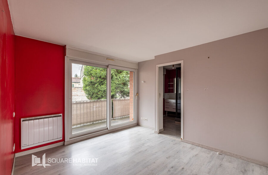 Cormontaigne – Isly: T3 traversant avec balcon et garage