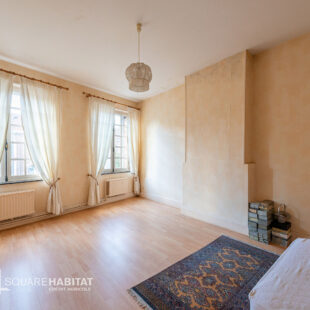 Anzin – Maison Bourgeoise de Charme avec Garage et Jardin