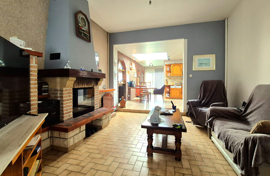 MAISON 1930 AVEC JARDIN