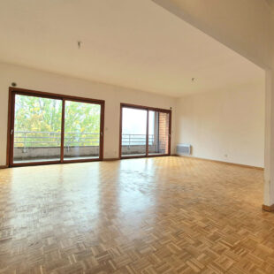 APPARTEMENT TYPE 4 AVEC BALCONS ET DOUBLE GARAGE
