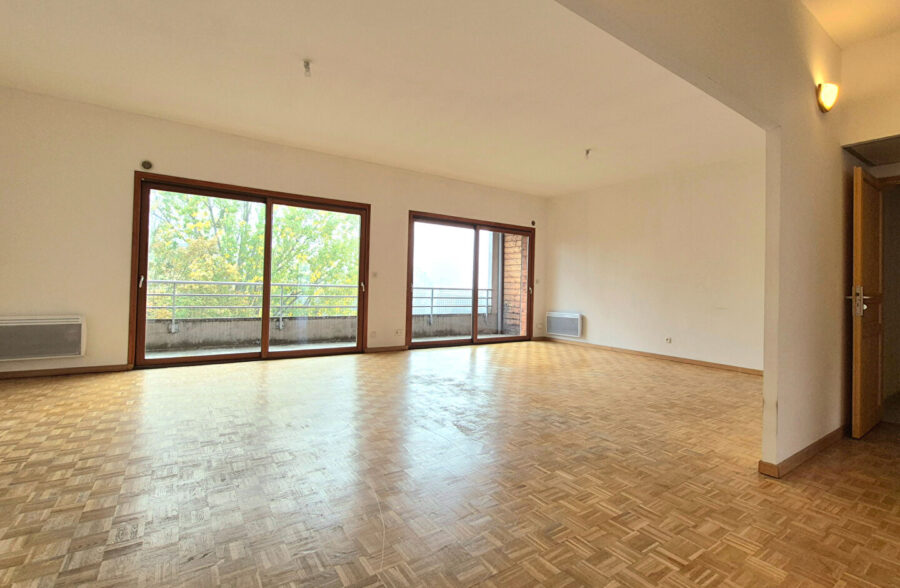 APPARTEMENT TYPE 4 AVEC BALCONS ET DOUBLE GARAGE