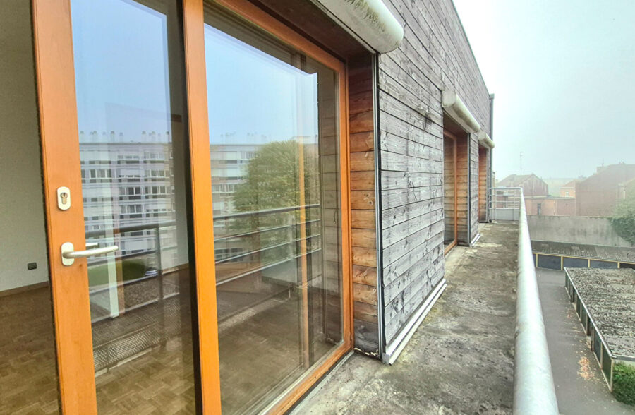 APPARTEMENT TYPE 4 AVEC BALCONS ET DOUBLE GARAGE