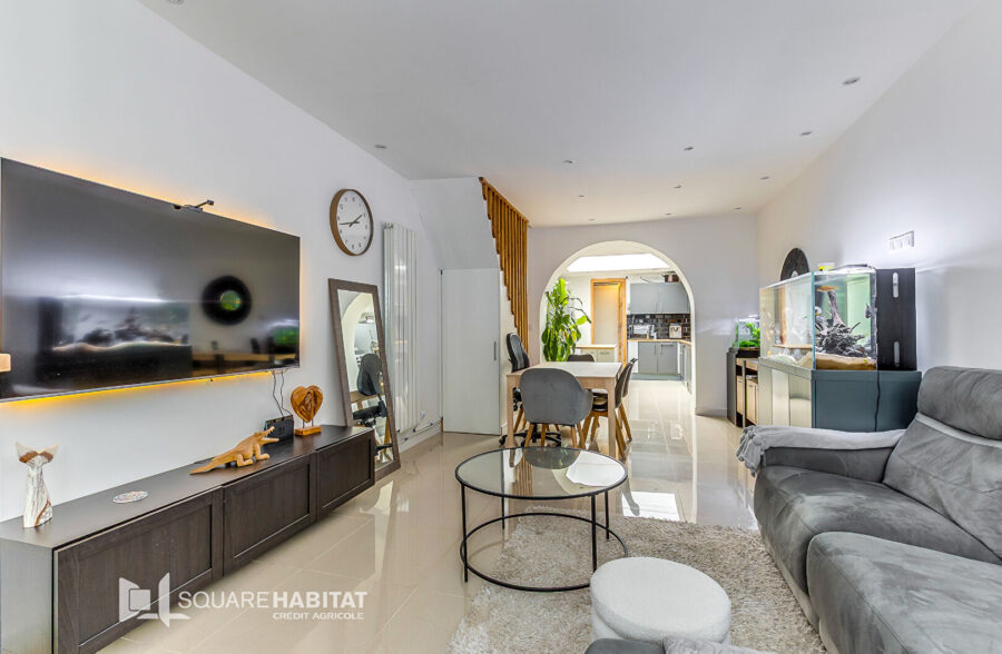 Maison Pérenchies  Sous compromis 