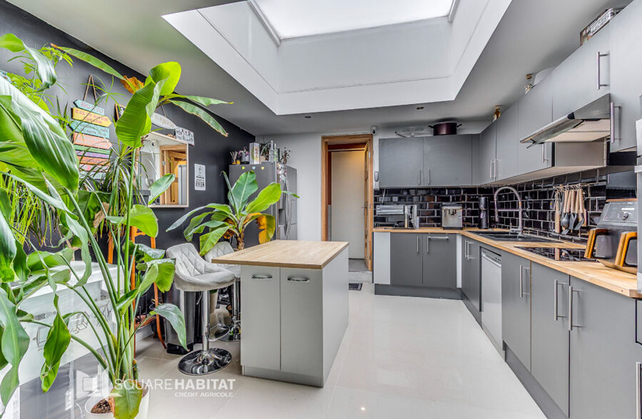 Maison Pérenchies  Sous compromis 