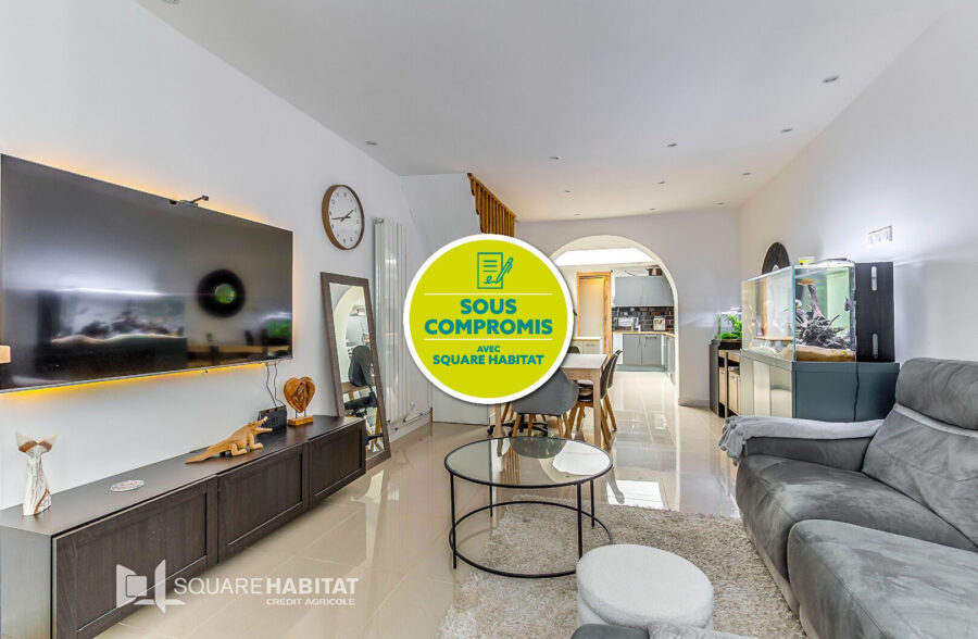 Maison Pérenchies  Sous compromis 