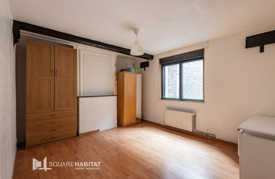 VIEUX LILLE MAISON DE 207 M2 AU SOL, RARE SUR SECTEUR