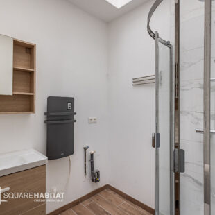 VIEUX LILLE MAISON DE 207 M2 AU SOL, RARE SUR SECTEUR