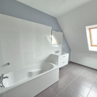 Maison 4 chambres vivable de plain-pied 139 m2 LE BAHOT