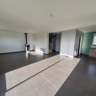 Maison 4 chambres vivable de plain-pied 139 m2 LE BAHOT