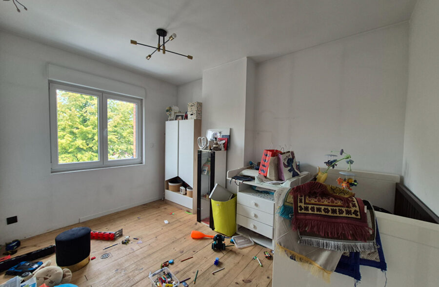 Maison  semi individuel  sur 500 m²