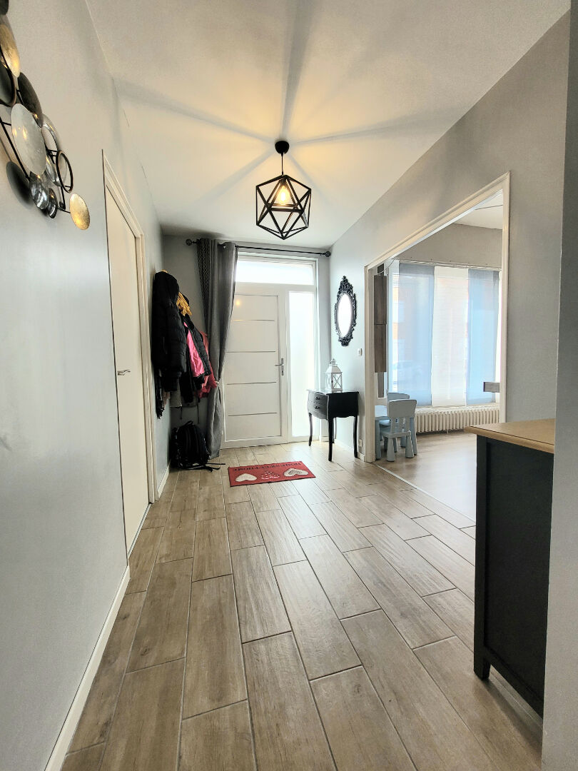 Maison Cambrai 10 pièce(s) 185 m2