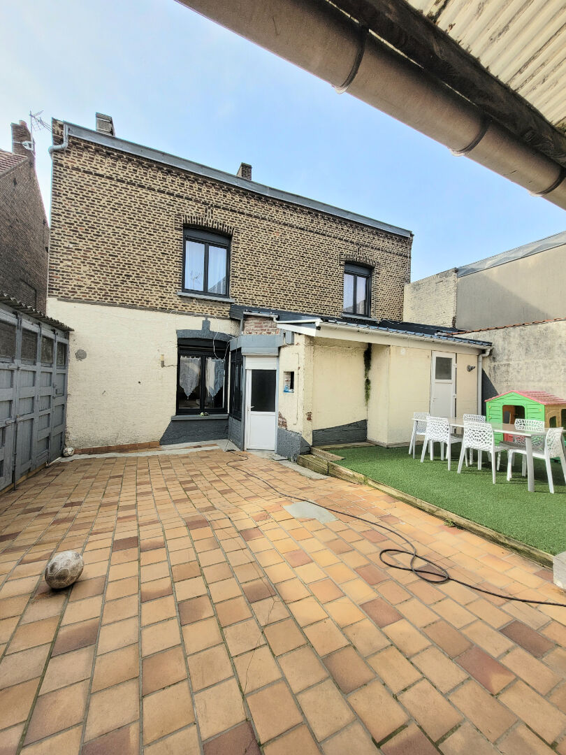 Maison Cambrai 10 pièce(s) 185 m2