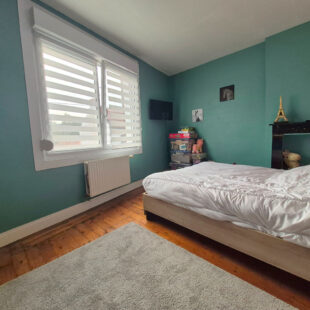 Maison INDIVIDUELLE ,semi plain pied !