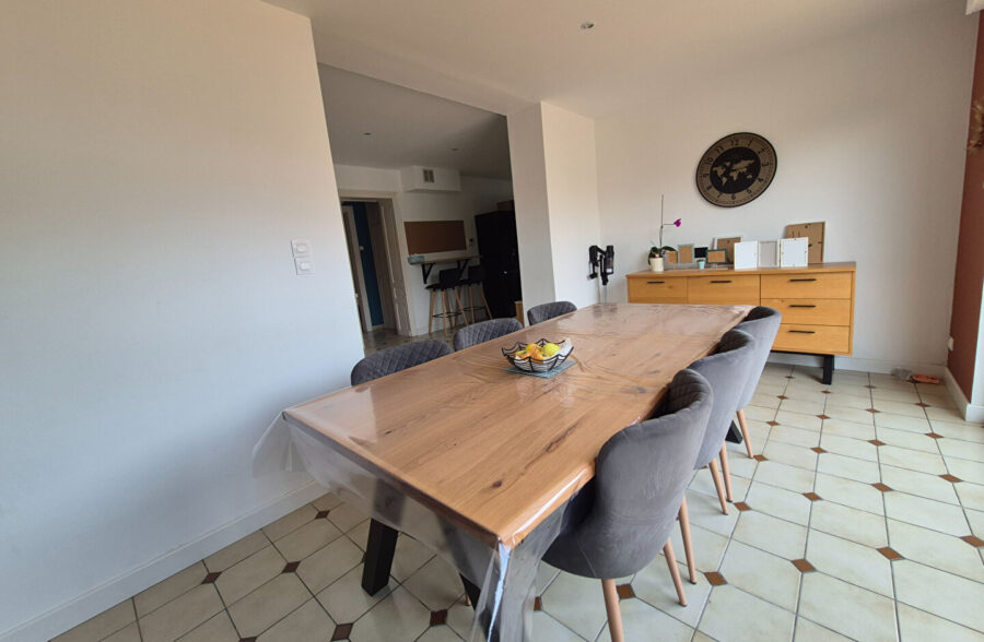 Maison INDIVIDUELLE ,semi plain pied !