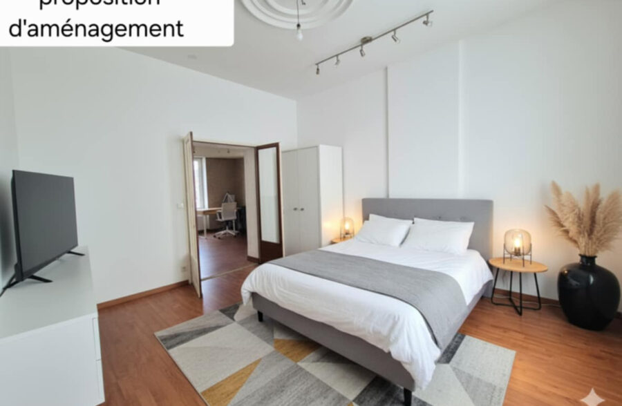 Maison INDIVIDUELLE ,semi plain pied !