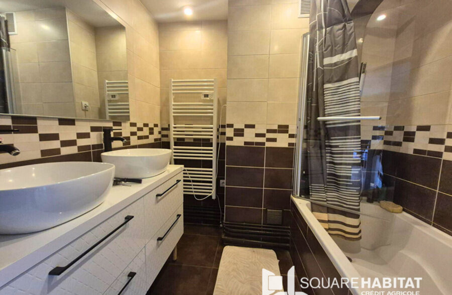 HELLEMMES – MAISON – 4 CHAMBRES – 1 BUREAU – JARDIN – GARAGE