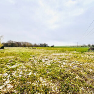 TERRAIN à bâtir de 4231m²