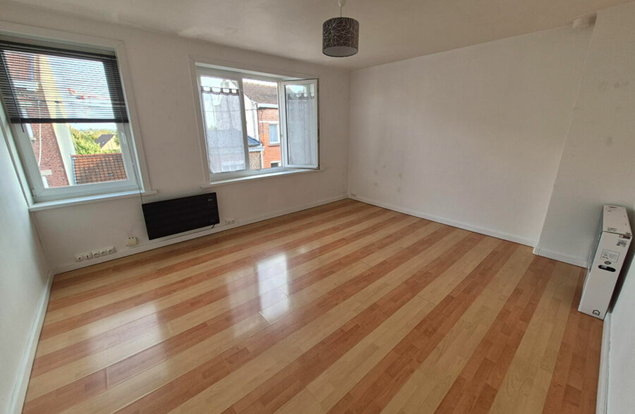 Métro Lomme Bourg : T2 de 44m2 lumineux et rénové