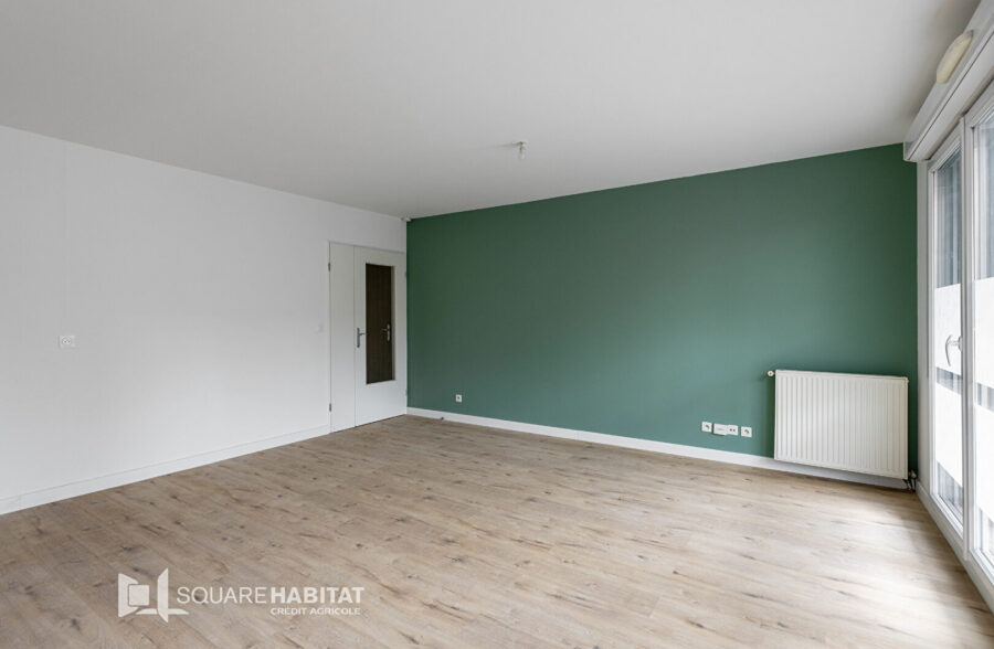 EXCLUSIVITE: LILLE WAZEMMES/GAMBETTA: Type 3 traversant balcon