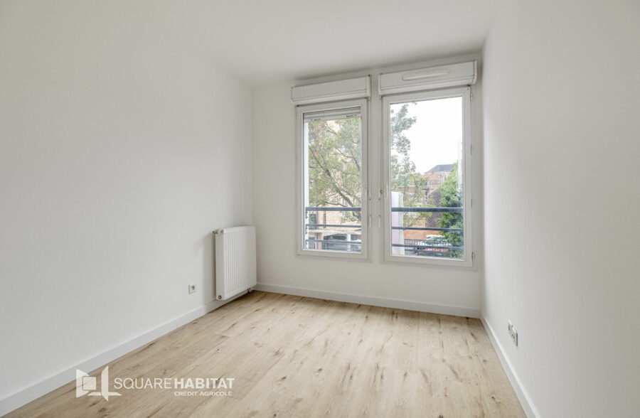 EXCLUSIVITE: LILLE WAZEMMES/GAMBETTA: Type 3 traversant balcon