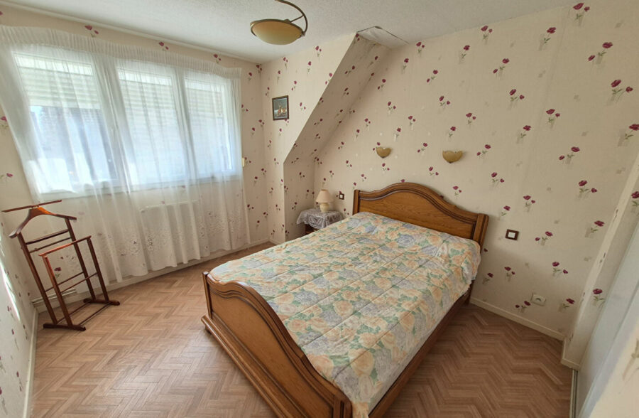 Maison semi individuelle 3 chambres, jardin, garage &nbsp;Sous compromis&nbsp;