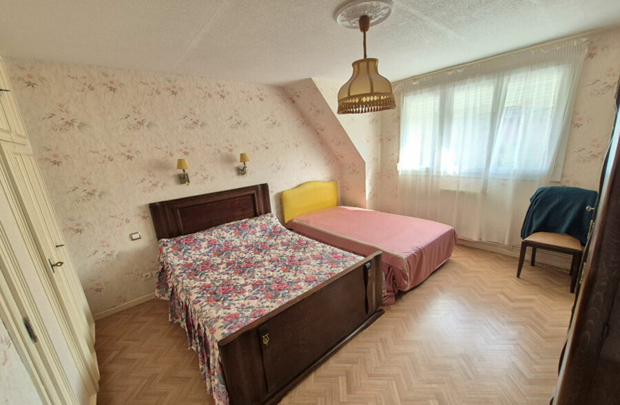 Maison semi individuelle 3 chambres, jardin, garage &nbsp;Sous compromis&nbsp;