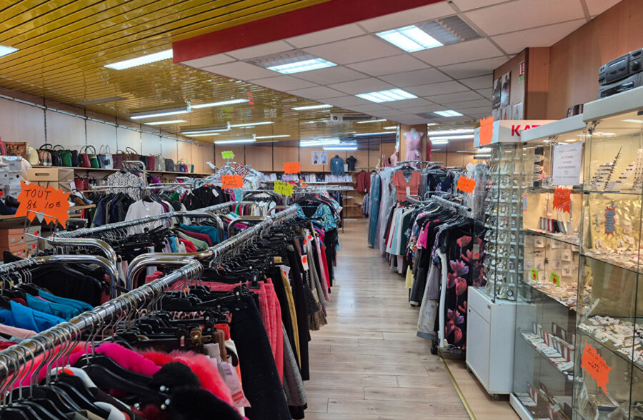 local de 250 m²+ reserve en centre ville