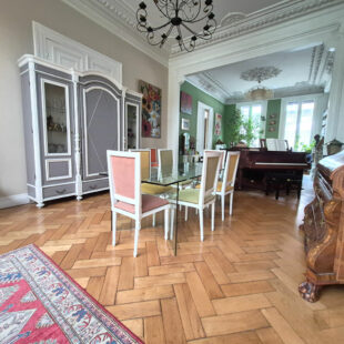 Sublime bourgeoise typique de Roubaix en semi plain-pied DPE C