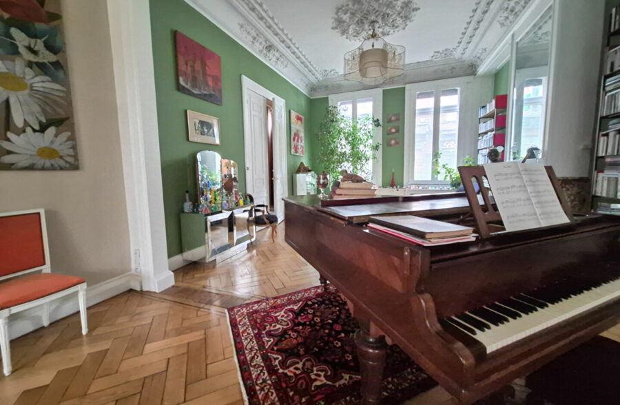 Sublime bourgeoise typique de Roubaix en semi plain-pied DPE C