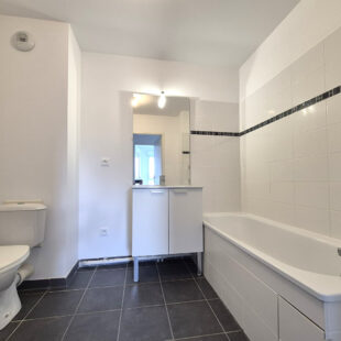 Appartement récent T2 Marcq-En-Baroeul  CROISE LAROCHE