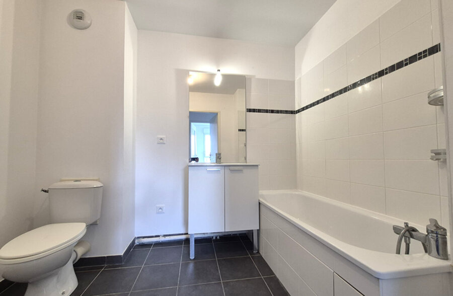 Appartement récent T2 Marcq-En-Baroeul  CROISE LAROCHE