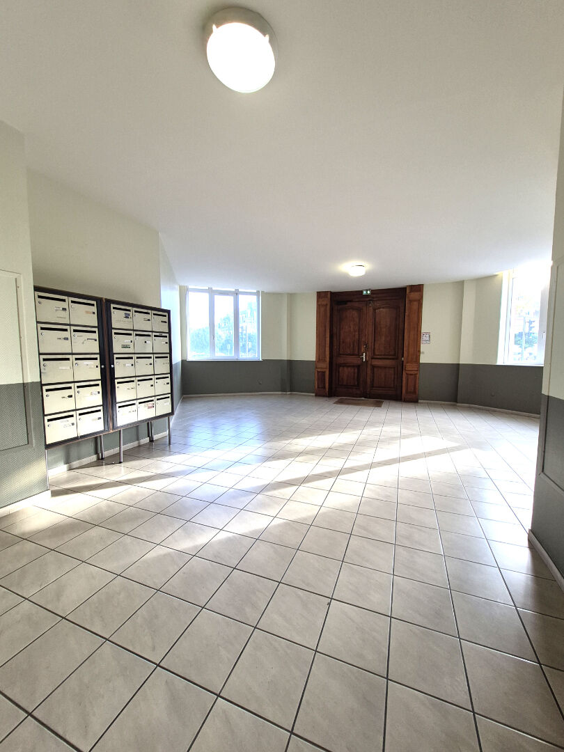 Appartement Cambrai 3 pièce(s) 78 m2