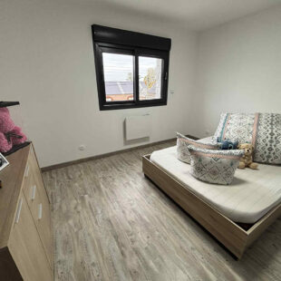 Charmant pavillon individuel moderne en village calme
