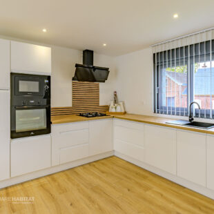 Charmant pavillon individuel moderne en village calme