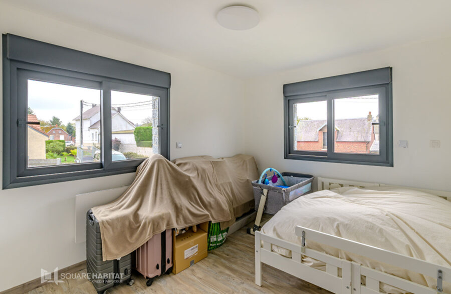 Charmant pavillon individuel moderne en village calme