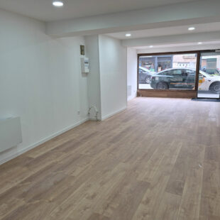 Local commercial Lens