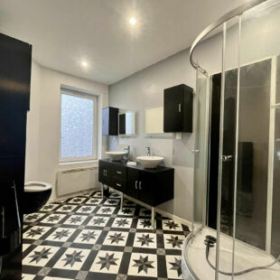 Maison de ville Lillers 2 chambres dressing cour dépendance