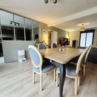 Pavillon individuel de type semi plain pied