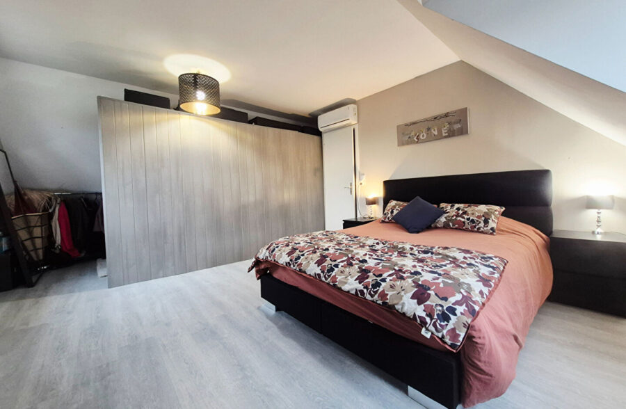 Pavillon individuel de type semi plain pied