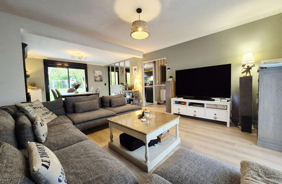 Pavillon individuel de type semi plain pied