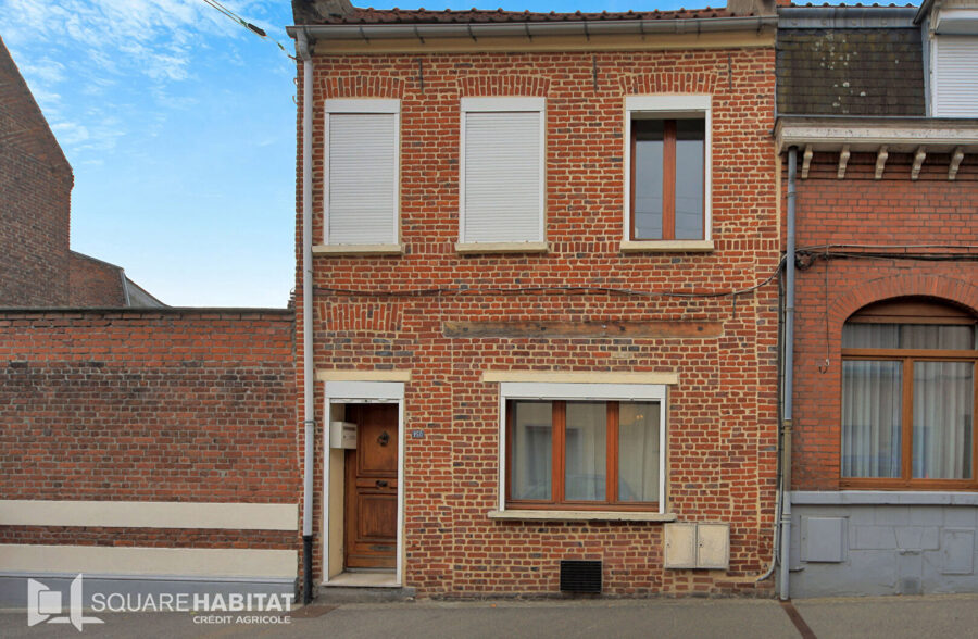 Maison avec beau jardin et idéalement située à HENIN-BEAUMONT