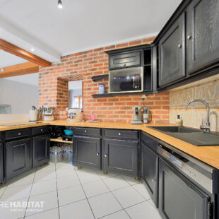 Maison avec beau jardin et idéalement située à HENIN-BEAUMONT