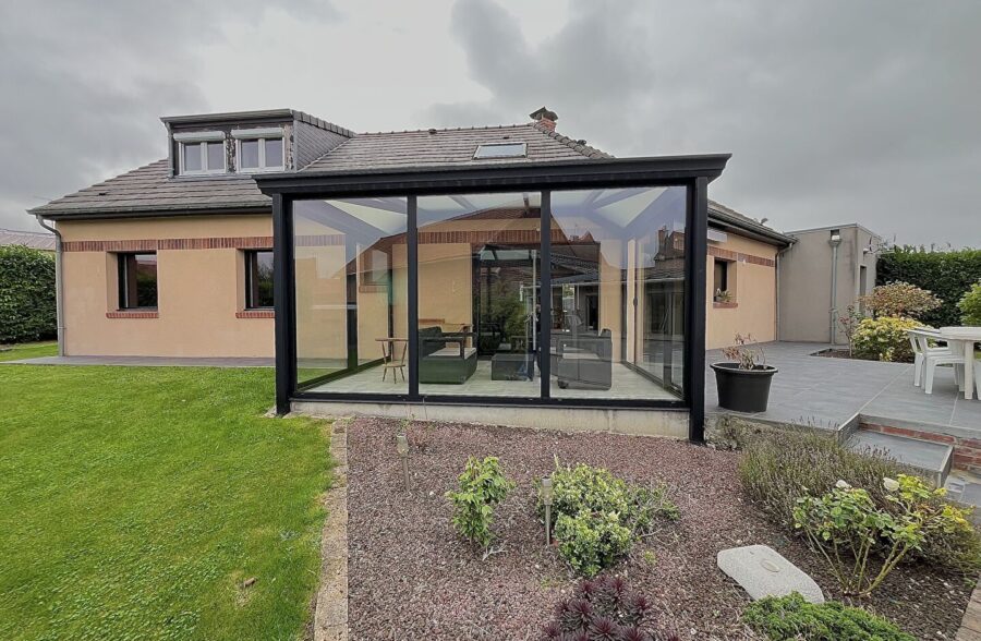 Maison  180 m2