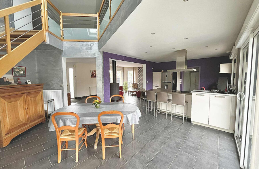 Maison  180 m2