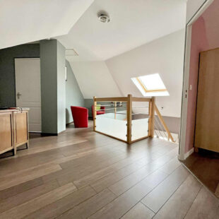 Maison  180 m2