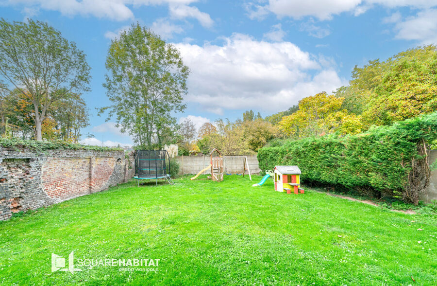 MAISON  DE MAITRE INDIVIDUELLE DE 185 M²