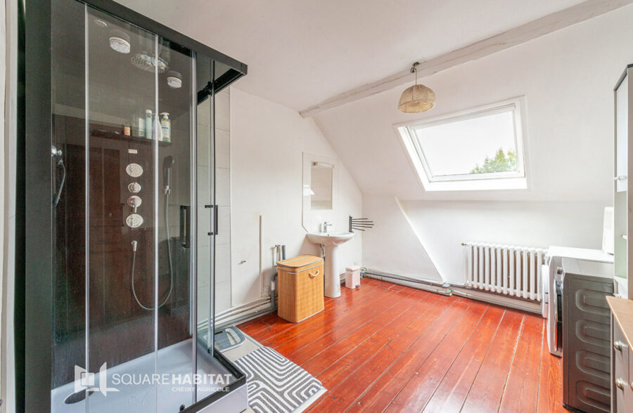 MAISON  DE MAITRE INDIVIDUELLE DE 185 M²