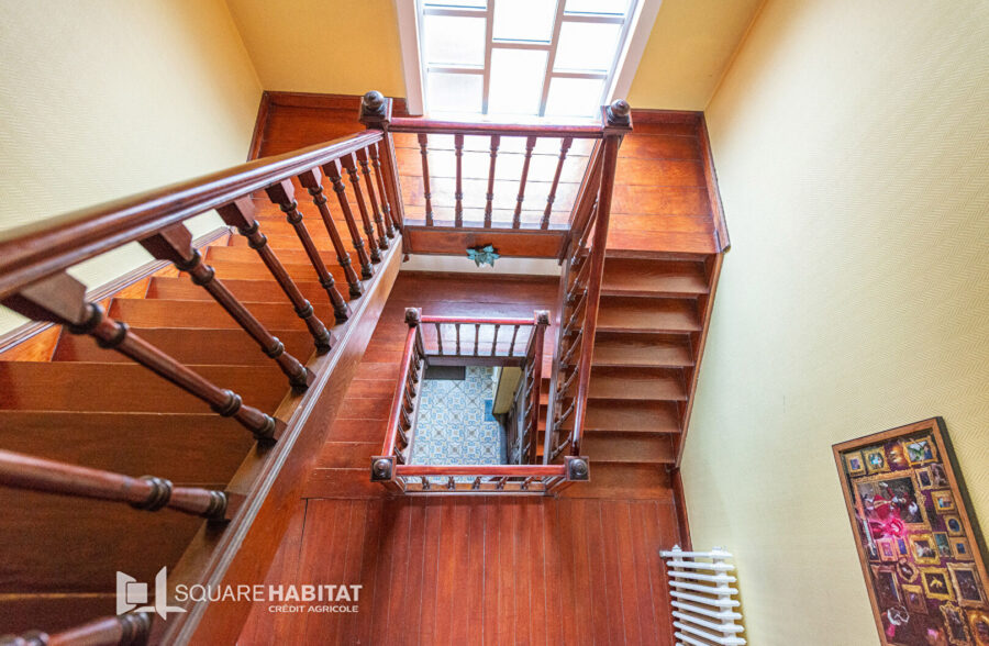 MAISON  DE MAITRE INDIVIDUELLE DE 185 M²